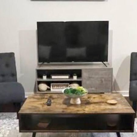 Townhouse In Uptown King Bed-Wi-Fi-Free Parking-Pool Apartment ชาร์ล็อต ภายนอก รูปภาพ
