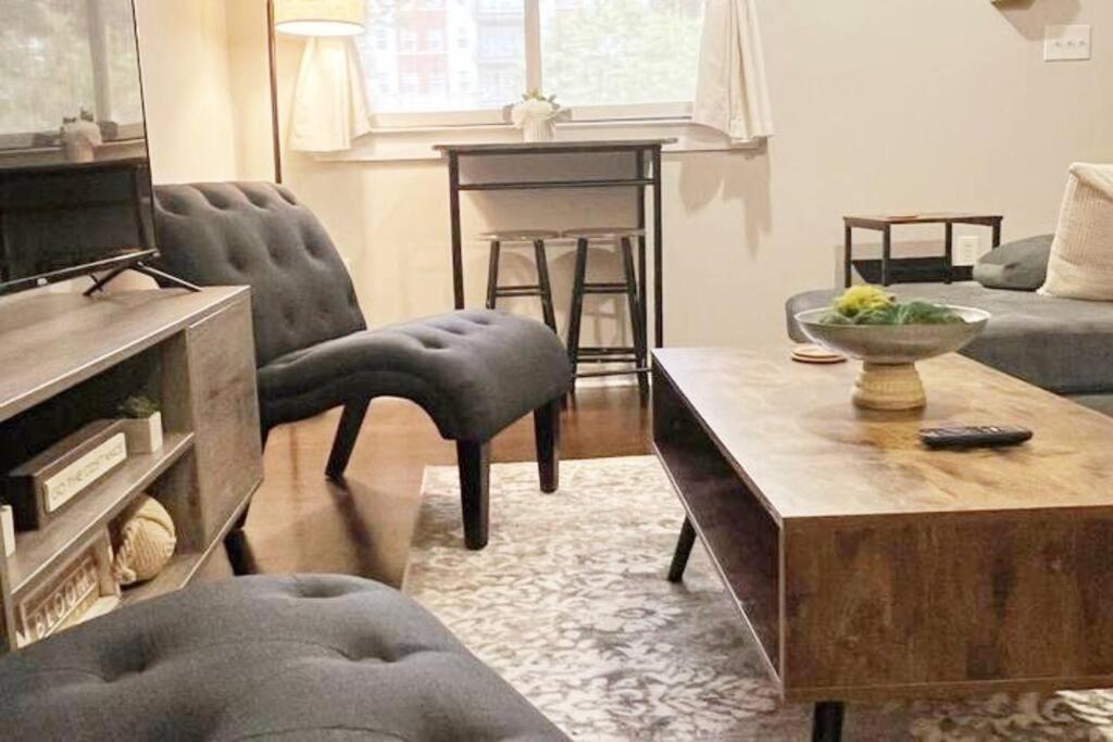 Townhouse In Uptown King Bed-Wi-Fi-Free Parking-Pool Apartment ชาร์ล็อต ภายนอก รูปภาพ